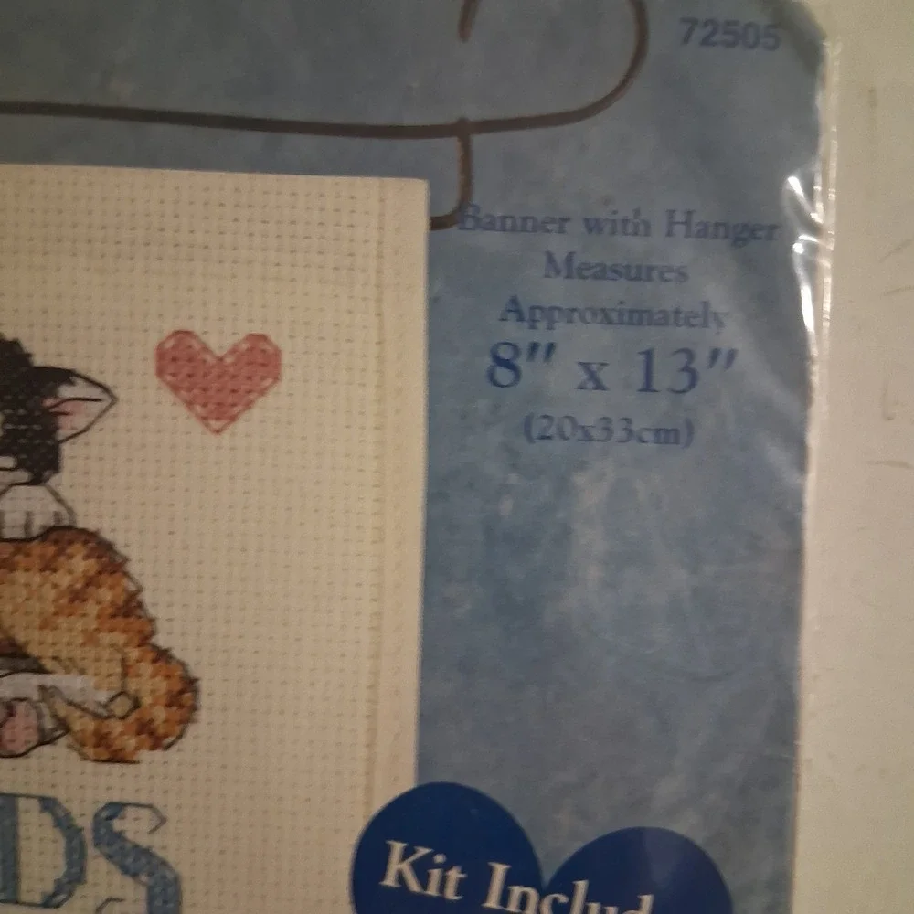 Dimensions‎ 1998 Cross Stitch Kit Friends Make Life Purrfect Cat Kitten #72505